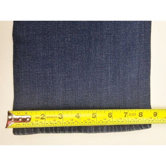 Levi's Size 8M Women 31 Inch Inseam 529 Curvy Boot Cut Blue Denim Logo Tag Jeans - Picture 4 of 12